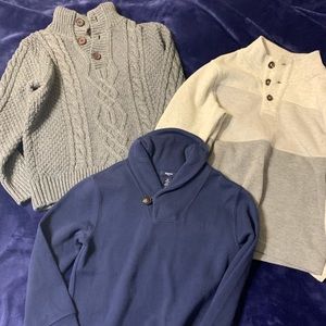 *SET OF 2 Boys 6/7 Gap Sweaters